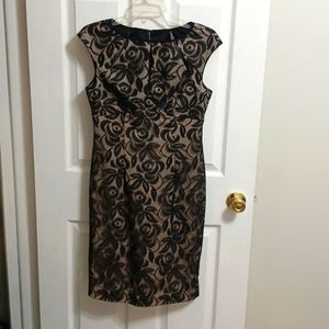 Maggy London black lace cocktail dress